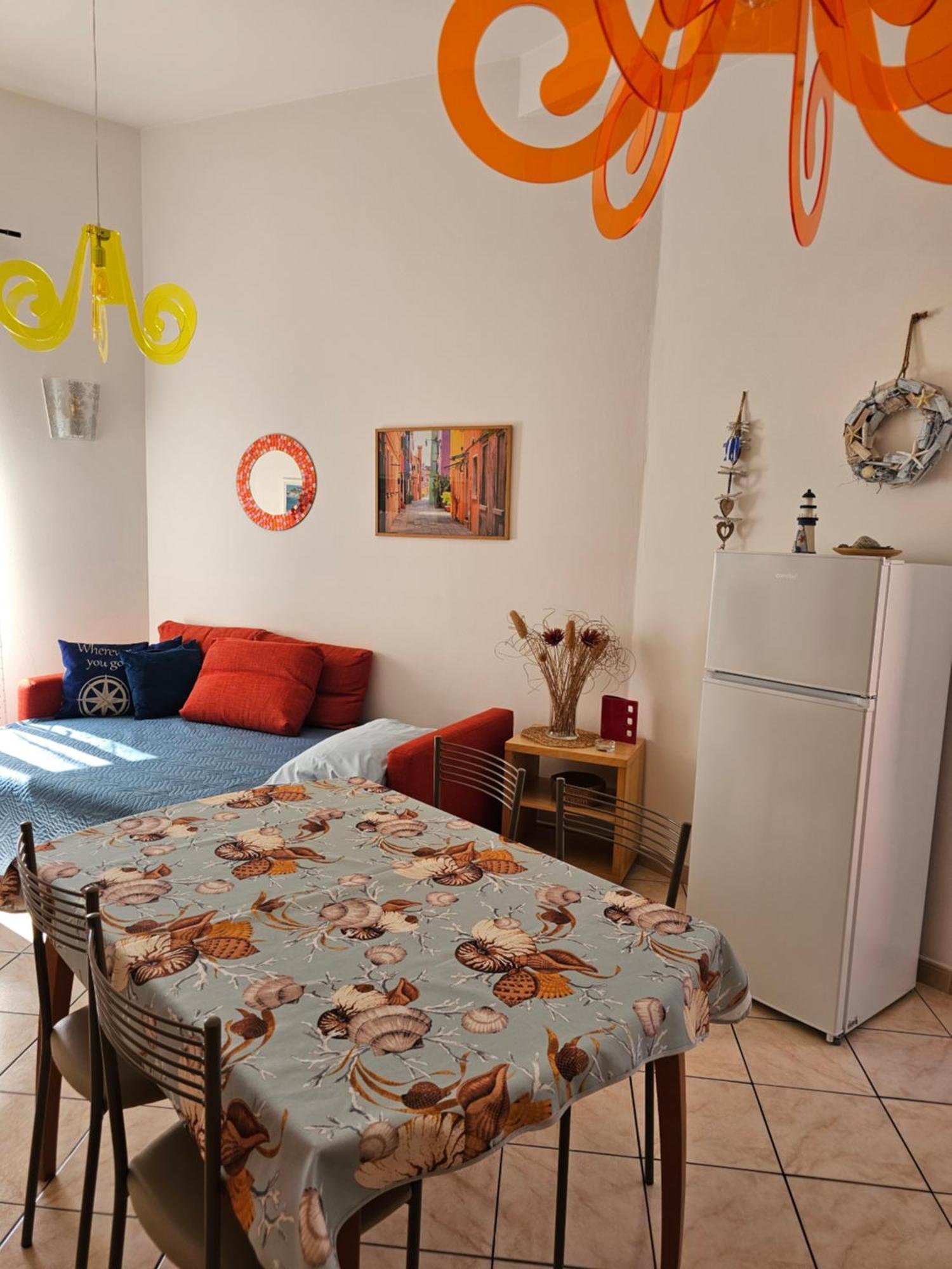 Casa Atena, Spaziosa, Romantica Con Idromassaggio Privato Varazze Exterior foto