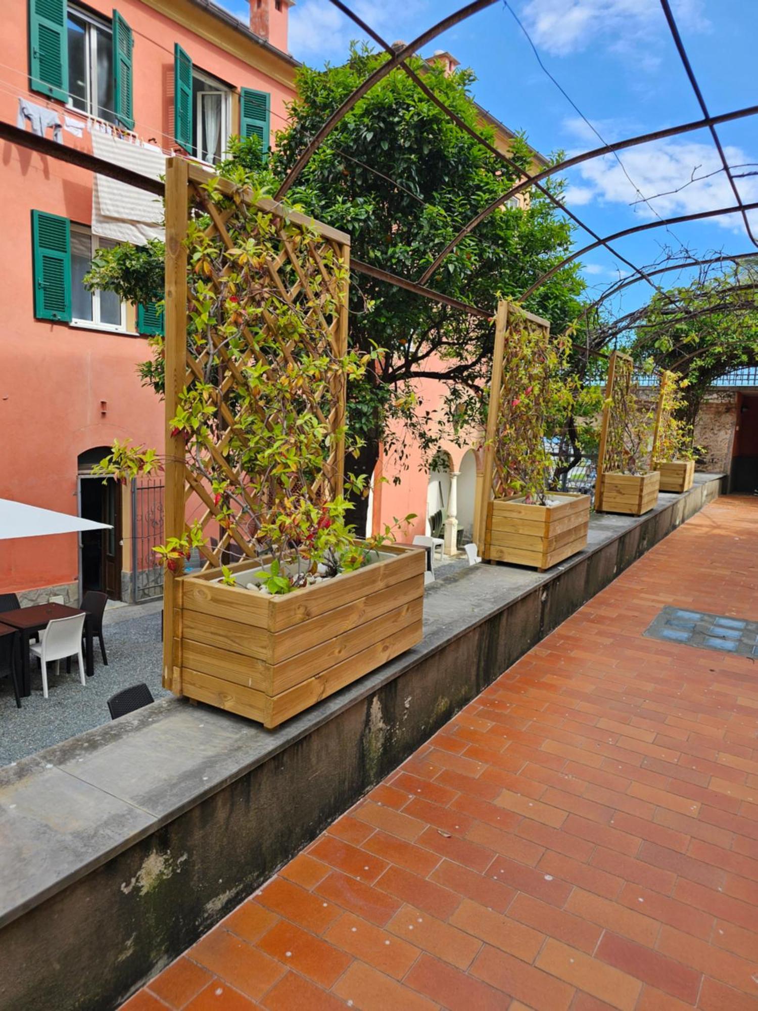 Casa Atena, Spaziosa, Romantica Con Idromassaggio Privato Varazze Exterior foto